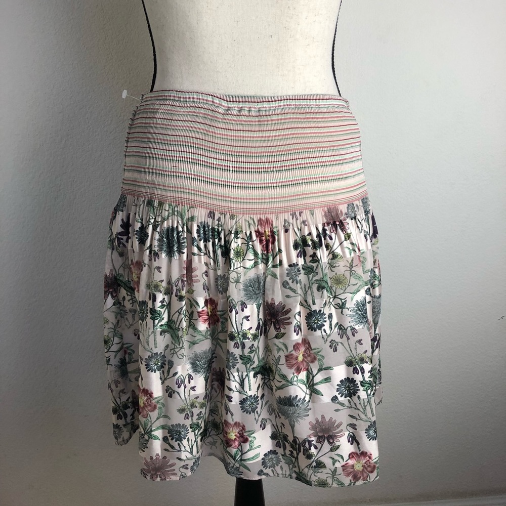 Max Studio mini floral skirt Sz small S